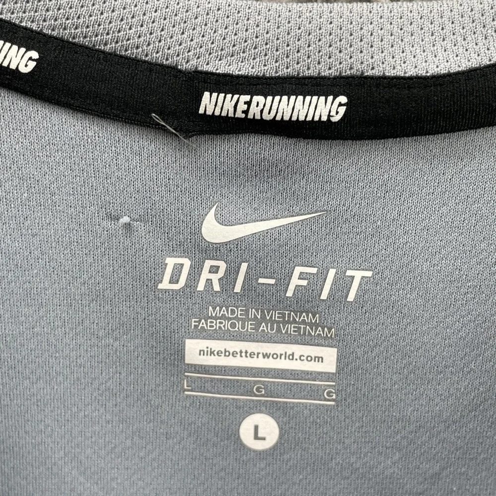 Nike Running Performance T-Shirt Lot (2) Men's‎ Large Miler Dri-Fit Training Gym